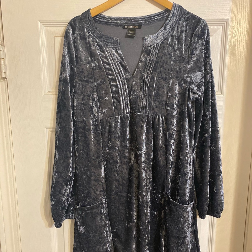 Long Sleeve Slate Velvet Dress!